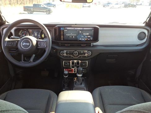 Used 2025 Jeep Wrangler Unlimited Sport S 4xe image 17