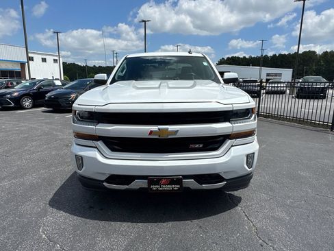 Used 2018 Chevrolet Silverado 1500 LT w/ All Star Edition AWD/4WD image 3
