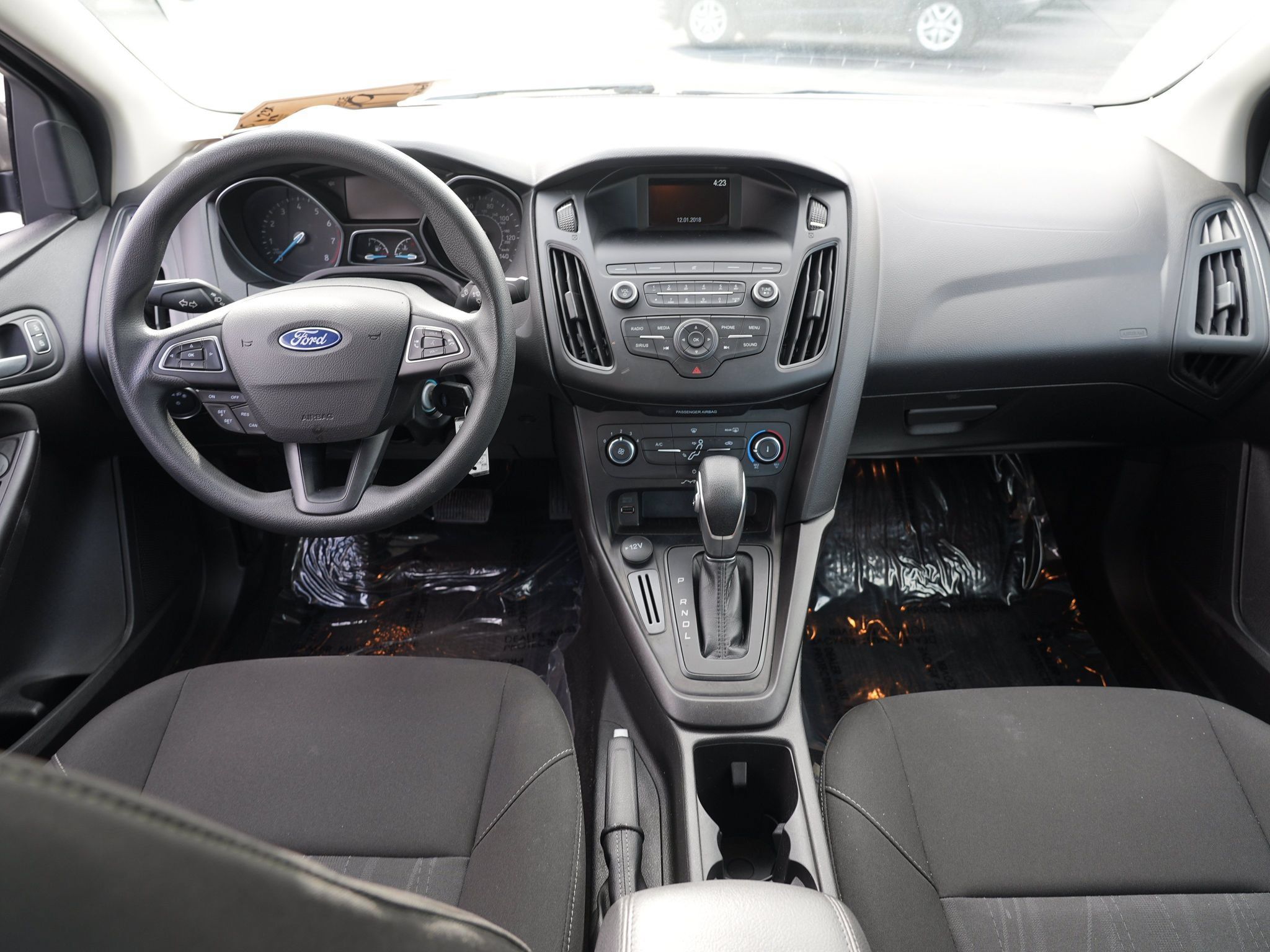 Used 2018 Ford Focus SE FWD image 26