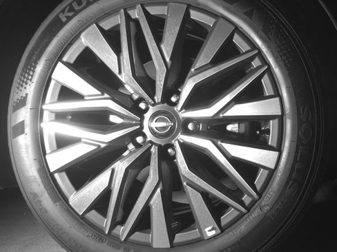 Used 2025 Nissan Altima 2.5 SV FWD image 13