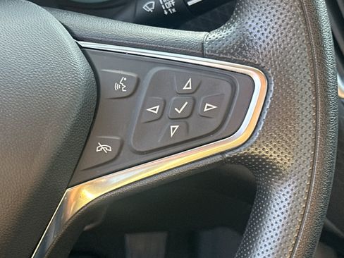 Used 2024 Chevrolet Malibu LT FWD image 25