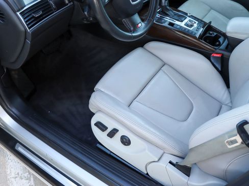 Used 2008 Audi S6 Sedan AWD/4WD image 25