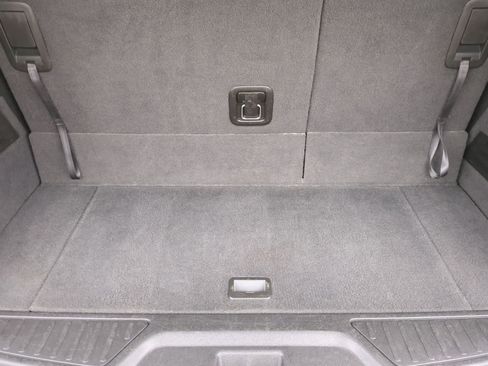 Used 2009 GMC Acadia SLE image 33