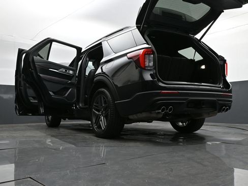 Certified 2026 Ford Explorer ST AWD/4WD image 45