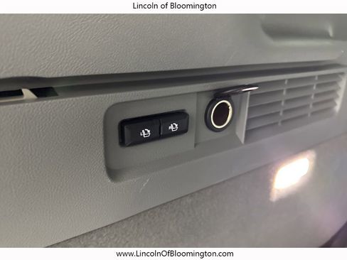 Certified 2022 Lincoln Nautilus Reserve w/ Equipment Group 201A image 64