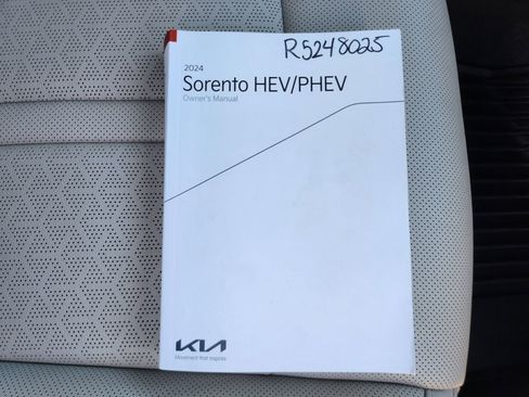 Used 2024 Kia Sorento SX Prestige image 37
