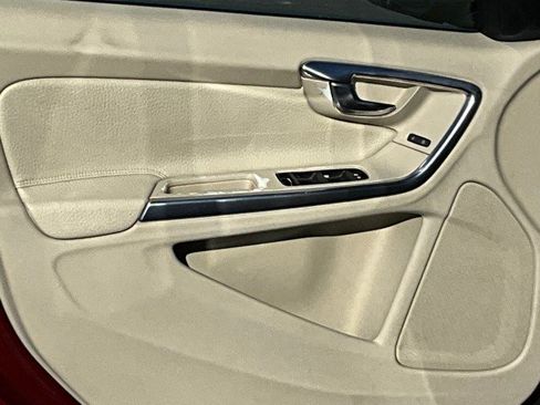 Used 2013 Volvo S60 T5 image 20