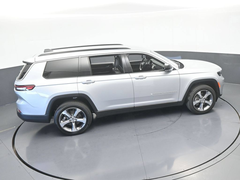 Used 2025 Jeep Grand Cherokee L Limited RWD image 54