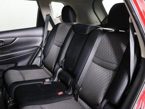 Used 2017 Nissan Rogue S image 24