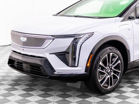 New 2026 Cadillac Optiq Sport 1 AWD/4WD image 37