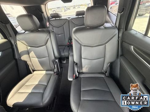 Used 2023 Cadillac XT6 Sport w/ Technology Package AWD/4WD image 5
