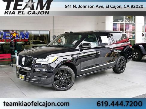 Used 2022 Lincoln Navigator L Reserve w/ Monochromatic Package AWD/4WD image 1