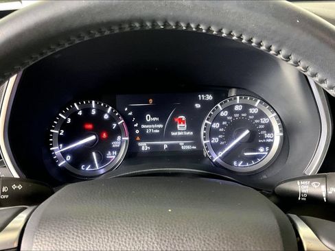 Used 2021 Toyota Highlander XSE FWD image 16