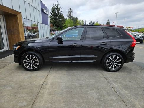 Certified 2025 Volvo XC60 B5 Plus AWD/4WD image 8