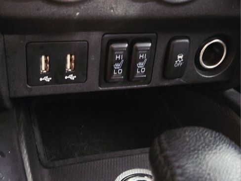 Used 2024 Mitsubishi Outlander Sport ES AWD/4WD image 36