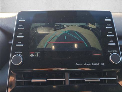 Used 2021 Toyota Avalon Touring image 18