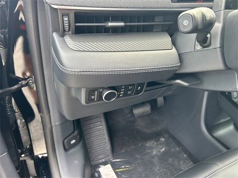 New 2025 Ford Mustang Mach-E Premium image 19