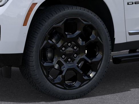 New 2026 GMC Yukon XL Denali image 9