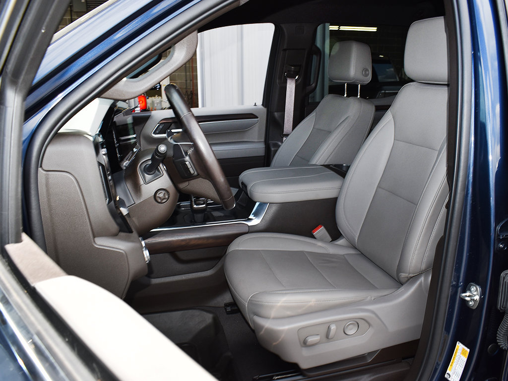 Used 2023 GMC Sierra 1500 SLT w/ SLT Convenience Package AWD/4WD image 5