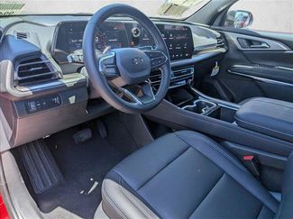 New 2026 Chevrolet Traverse LT w/ Midnight/Sport Edition FWD video 3