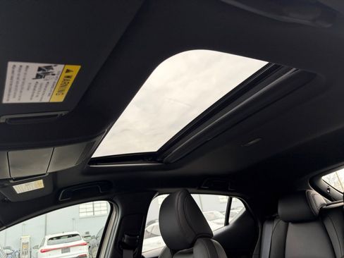 Certified 2025 MAZDA MAZDA3 s image 21