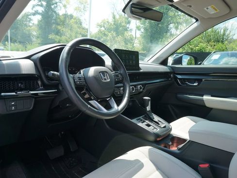 Used 2025 Honda CR-V EX-L image 12