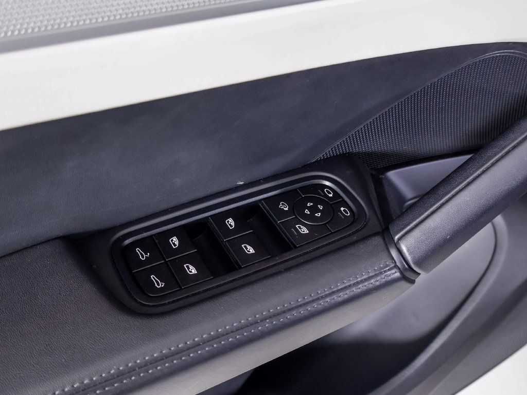 Certified 2024 Porsche Cayenne Coupe AWD/4WD image 26