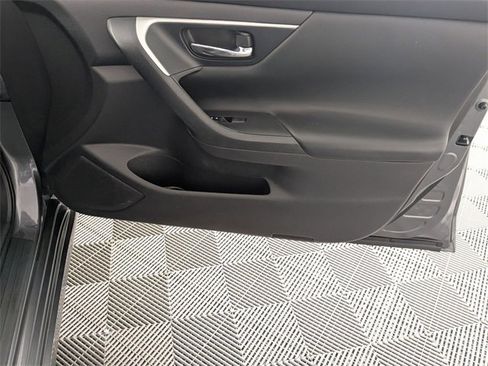 Used 2017 Nissan Altima 2.5 S w/ Power Driver Seat Package image 32