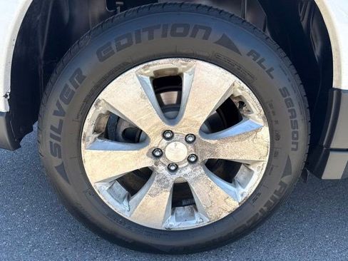 Used 2011 Subaru Outback 3.6R Limited AWD/4WD image 19