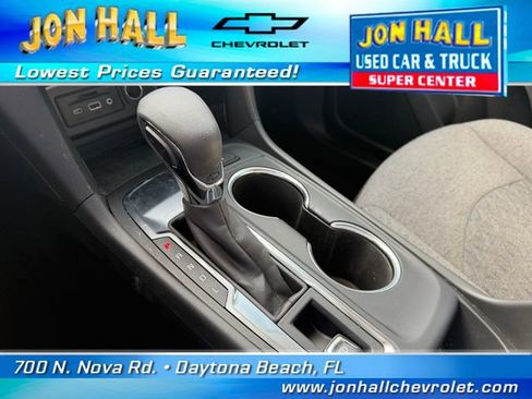 Used 2024 Chevrolet Equinox LT FWD image 27
