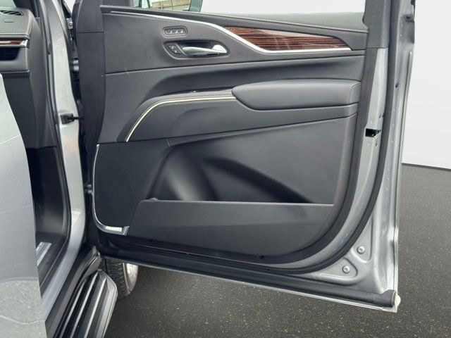 Certified 2024 Cadillac Escalade Premium Luxury AWD/4WD image 14