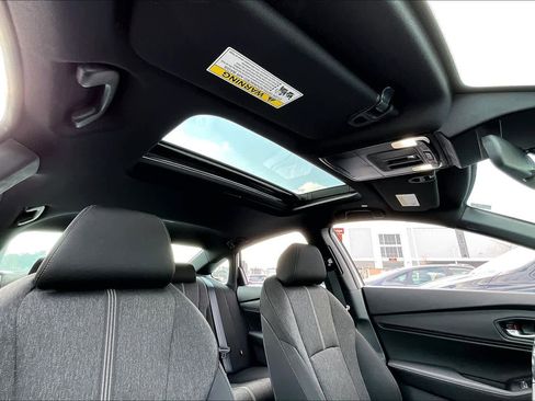 Used 2025 Honda Accord Sport image 14