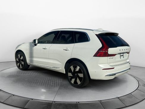 Certified 2023 Volvo XC60 T8 Plus w/ Climate Package AWD/4WD image 5