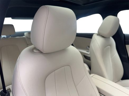 Used 2022 Mercedes-Benz CLA 250 CLA 250 image 44