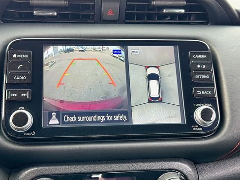 Used 2022 Nissan Kicks SR image 12