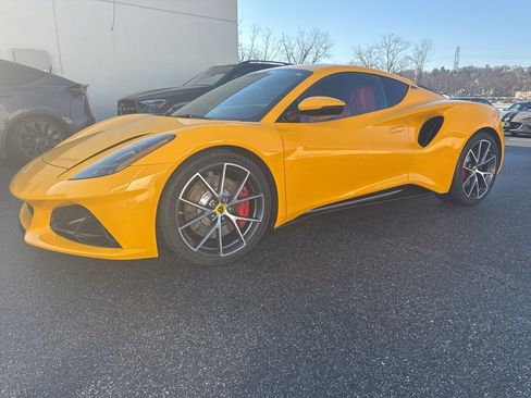 Used 2024 Lotus Emira First Edition image 7