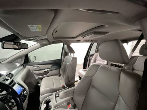Used 2014 Honda Odyssey EX-L image 18