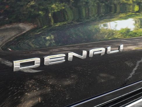 Used 2023 GMC Sierra 1500 Denali w/ Denali Reserve Package AWD/4WD image 47