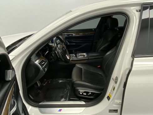 Used 2016 BMW 750i xDrive AWD/4WD image 19
