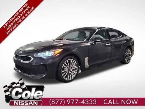 Used 2018 Kia Stinger Premium image 1