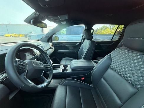 Used 2024 GMC Acadia Denali w/ LPO, Floor Liner Package AWD/4WD image 2