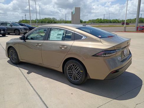 New 2026 Nissan Sentra SV w/ Floor Mat Package FWD image 4