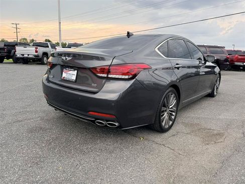 Used 2018 Genesis G80 5.0 Ultimate RWD image 5