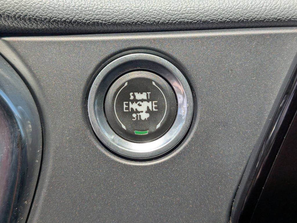 Used 2019 Chevrolet Blazer LT w/ Sun and Wheels Package FWD image 26
