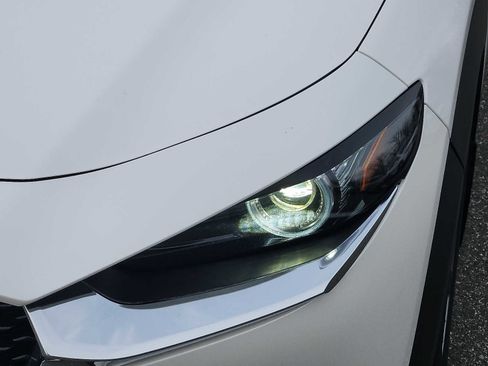 Used 2021 MAZDA CX-30 AWD 2.5 S w/ Premium Package image 9