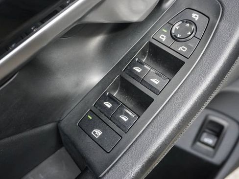 Used 2024 BMW 530i w/ Premium Package RWD image 10