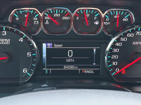 Used 2018 Chevrolet Silverado 1500 LT image 20