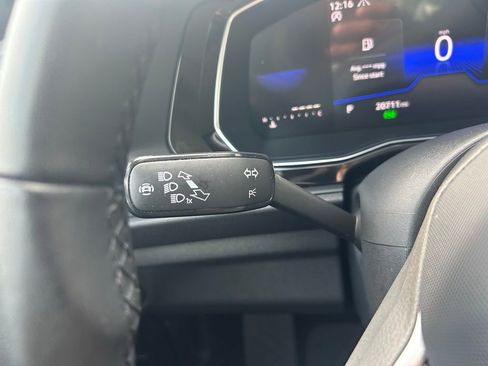 Used 2023 Volkswagen Jetta SE image 23