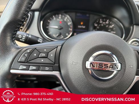 Certified 2019 Nissan Rogue Sport SV w/ Technology Package FWD image 28