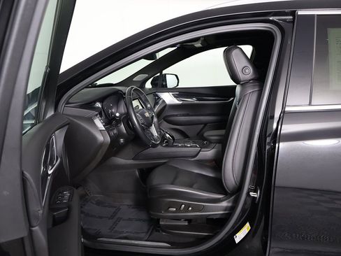 Used 2022 Cadillac XT5 Premium Luxury w/ LPO, Floor Liner Package image 30